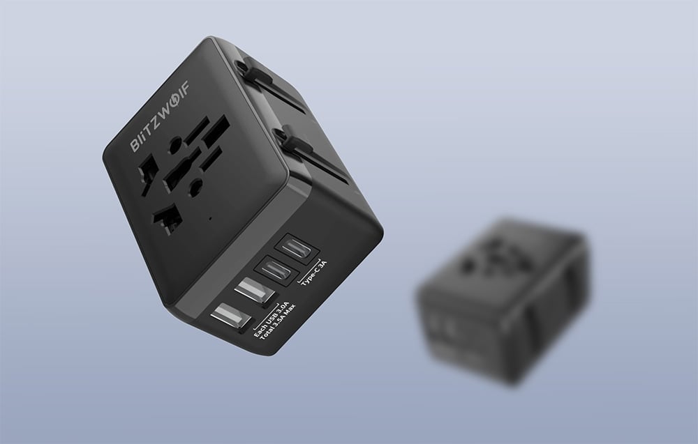 BlitzWolf BW-TA1 4 az 1-ben utazós adapter 2xUSB+USB-C+PD, 20W 2