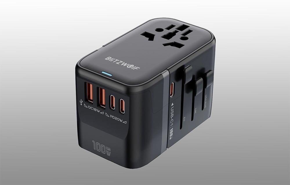 BlitzWolf BW-TA2 5 az 1-ben utazós adapter 2xUSB PD+2xC QC+C GaN, 100W 2