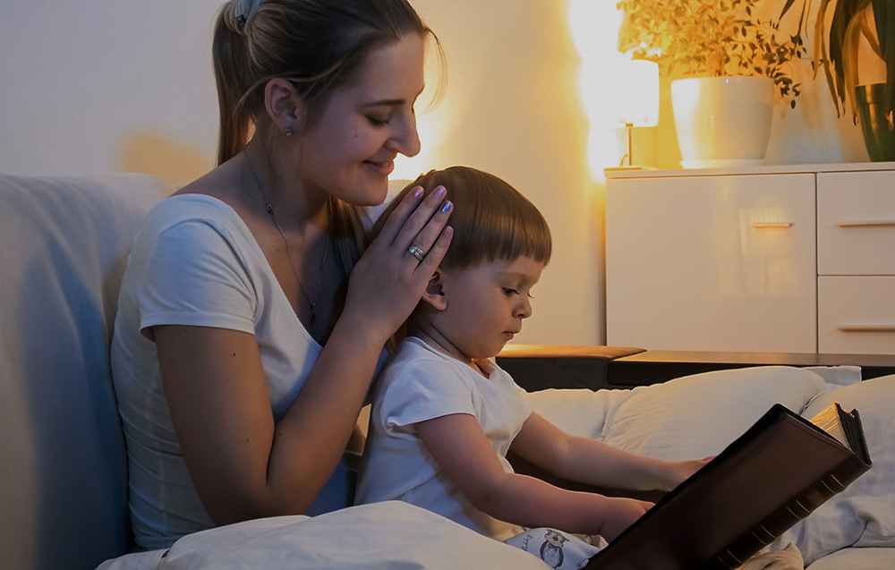 IMOU B5 okos LED színes égő, Wi-Fi 5