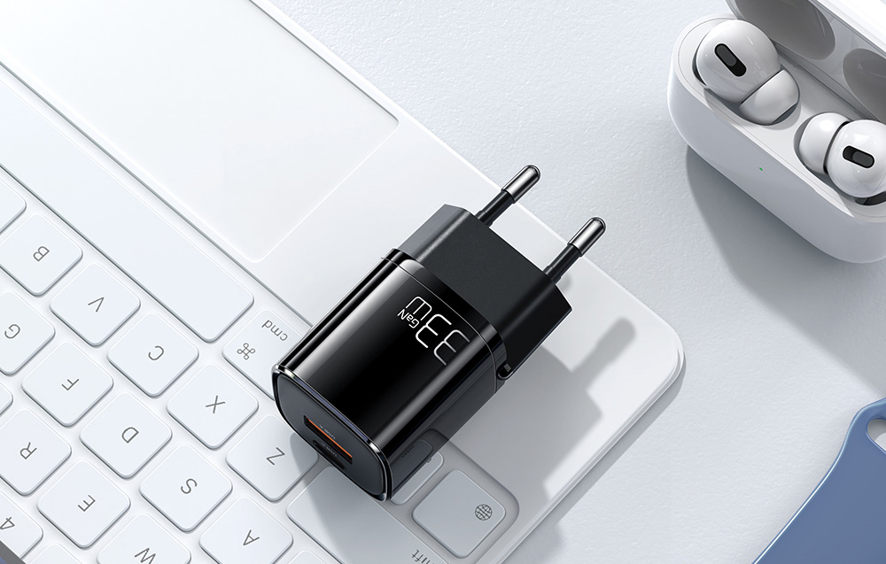 Mcdodo CH-0151 Nano GaN töltő, USB USB-C, 33W, fekete 5