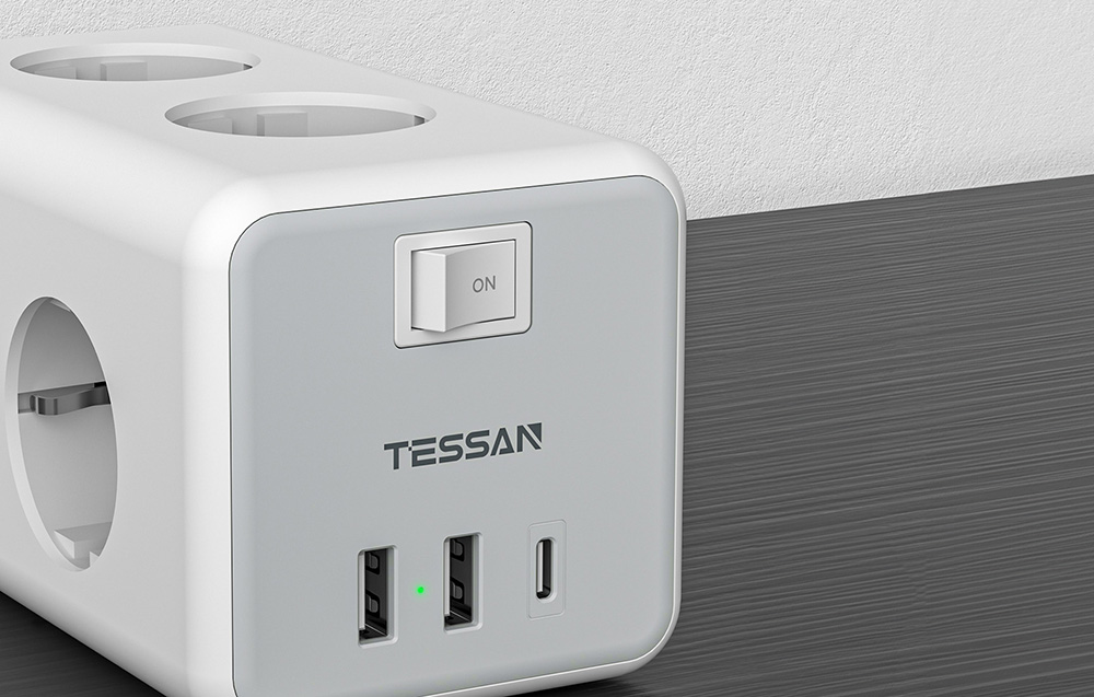 TESSAN Power strip TS-306-C 3