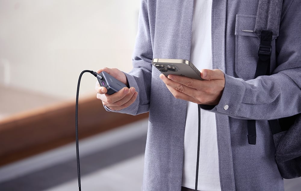 Ugreen L528 USB-C-USB-C kábel, 100 W, 1m (szürke) 3