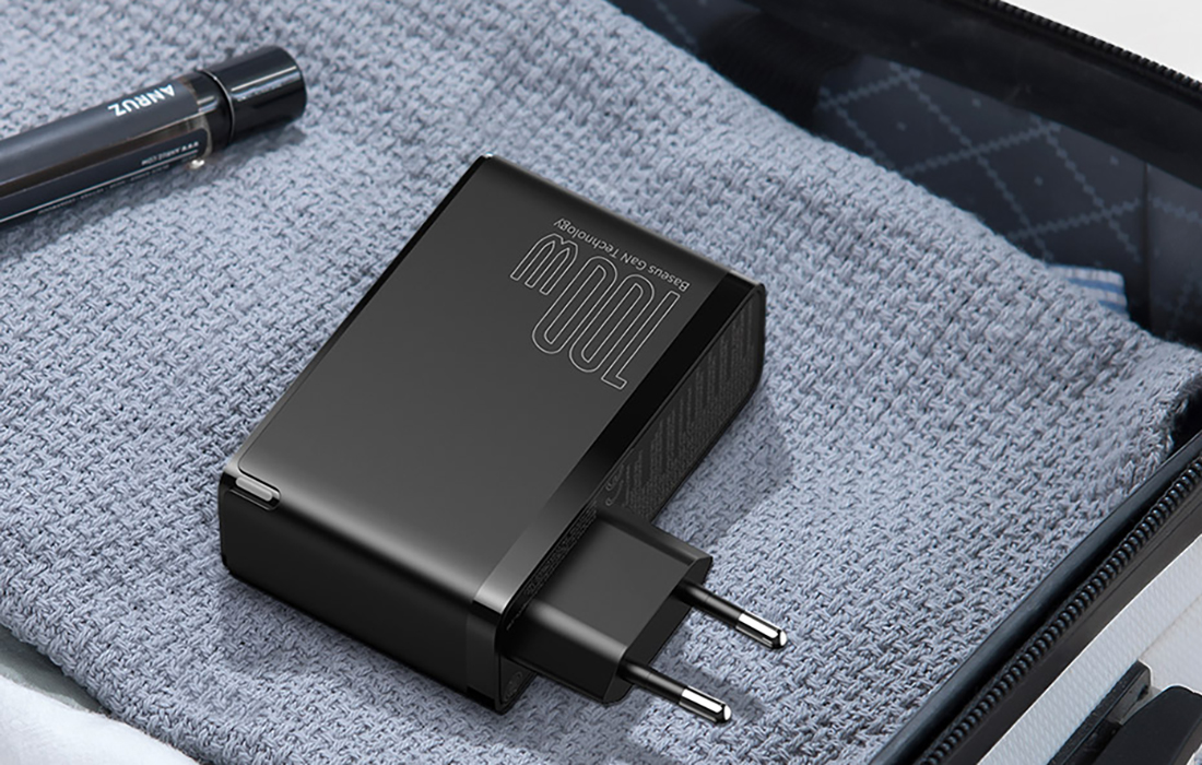 Baseus GaN2 Pro fali töltő, 2x USB + 2x USB-C, 100W, EU (fehér) 7