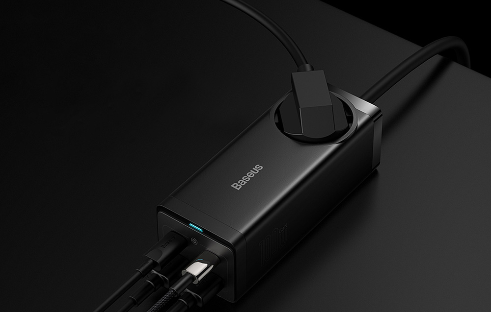 Baseus GaN3 Pro töltő / elosztó, 2xUSB + 2xUSB-C + AC, 100W, fekete 5