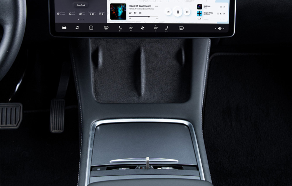 Baseus T-Space Hub USB-C-USB-C kábelekkel Teslához, fekete 3