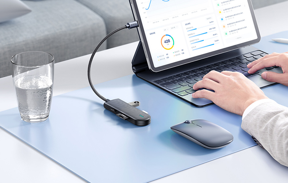 Mcdodo HU-1430 USB-C hub, 5:1, USB2.0 3db, USB3.0 1db, SD/TF kártyaolvasó 1