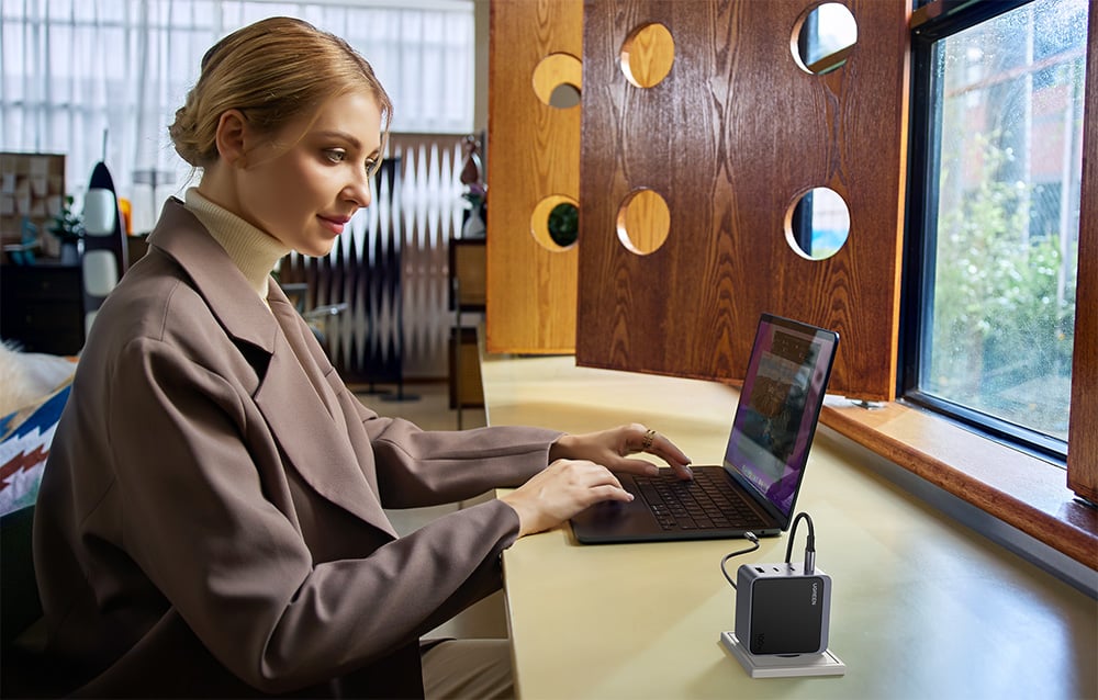 Ugreen Nexode Air, 100W, 3x USB-C, USB, szürke 4