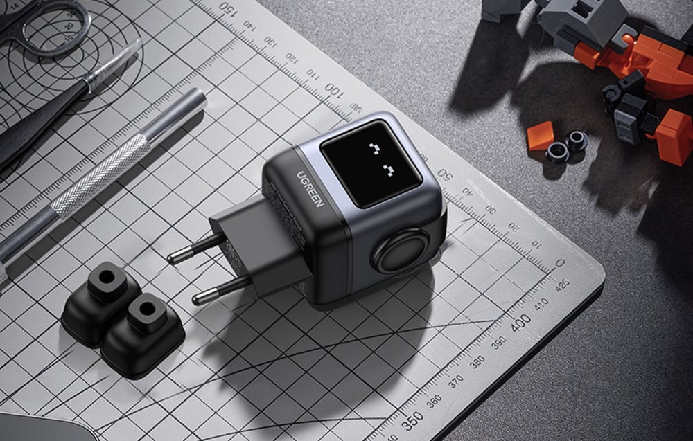 Ugreen Nexode RG Robot hálózati töltő, GaN, 2x USB-C USB, 65W, fekete 4