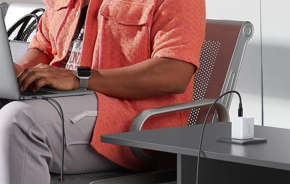 Kettős UGREEN USB-C GaN 45W X526 töltő (fehér) 5