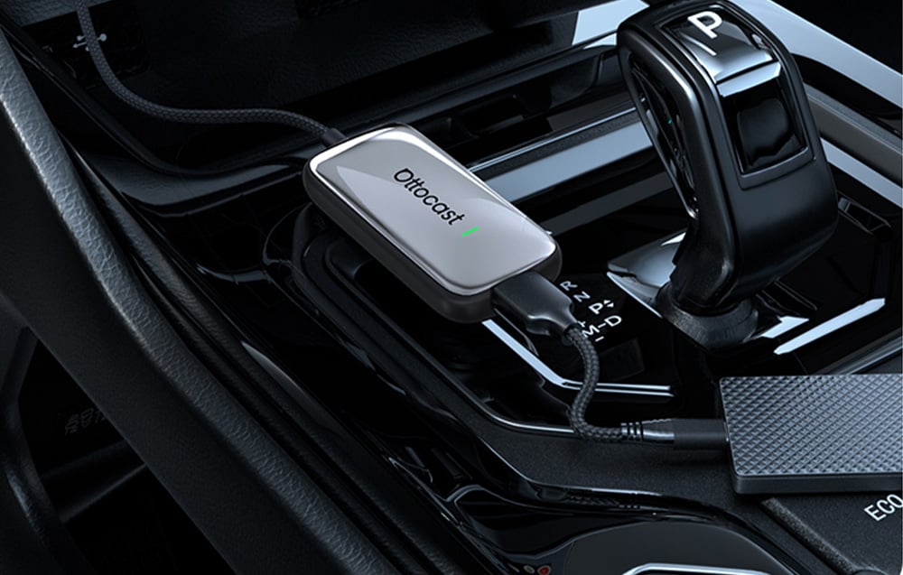 Ottocast Play2Video Ultra Carplay/Android Auto vezeték nélküli adapter 6