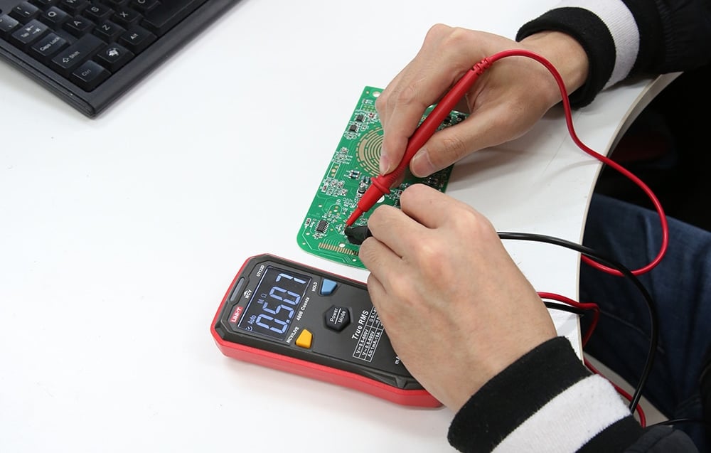 UNI-T UT123D intelligens digitális multiméter 2