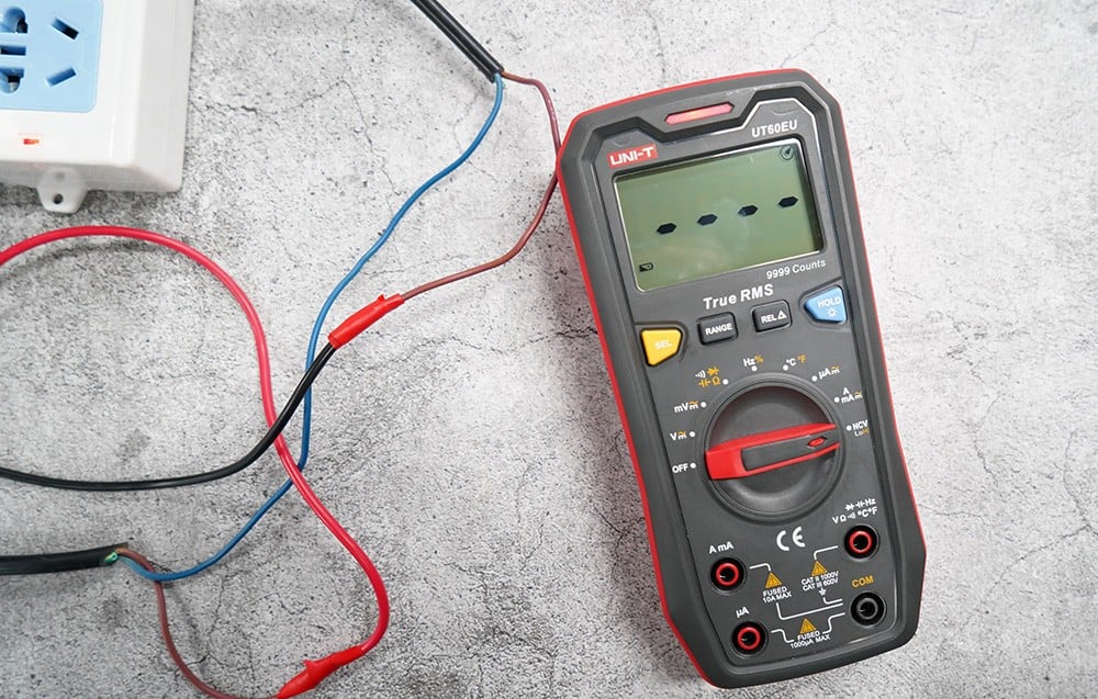 UNI-T UT60EU digitális multiméter 1