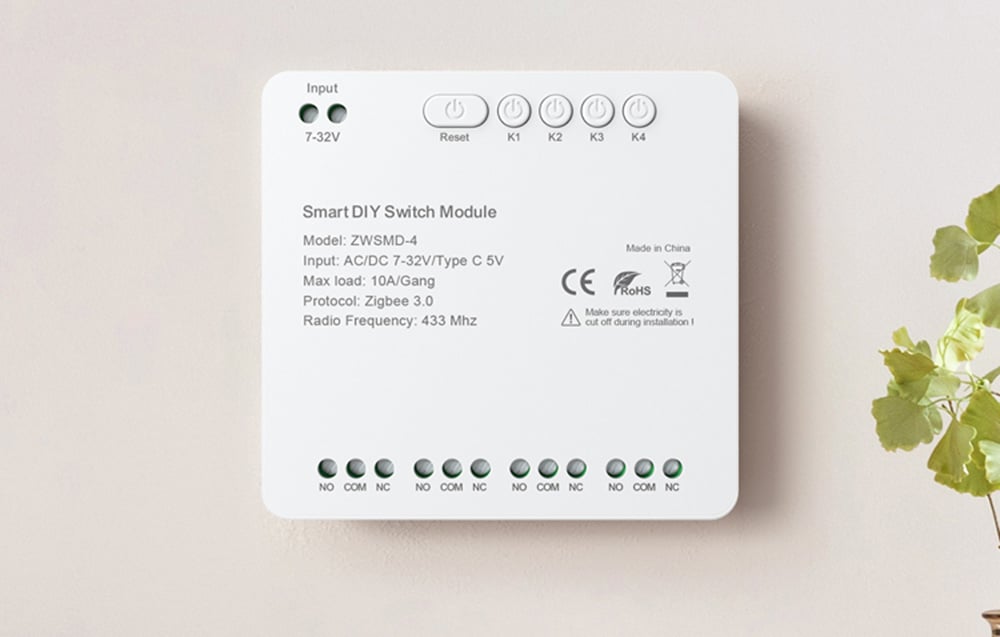 4 csatornás ZigBee kapcsolómodul feszültségmentes DC 32V-os érintkezővel Avatto ZWSMMD-4-32V 2